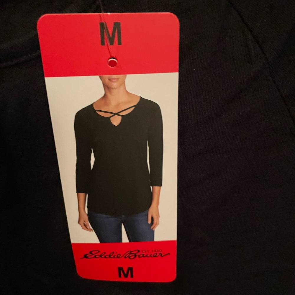 Eddie Bauer women’s 3/4 sleeve top. Black. Medium. New with tags
